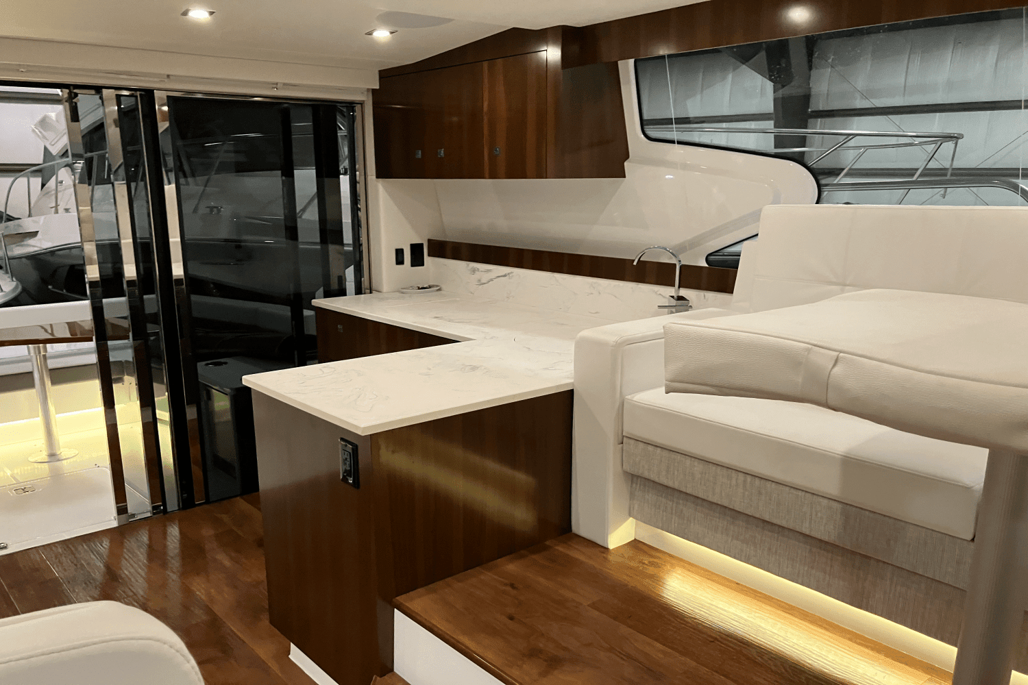 2022 Cruisers Yachts 46 CANTIUS Image Thumbnail #42