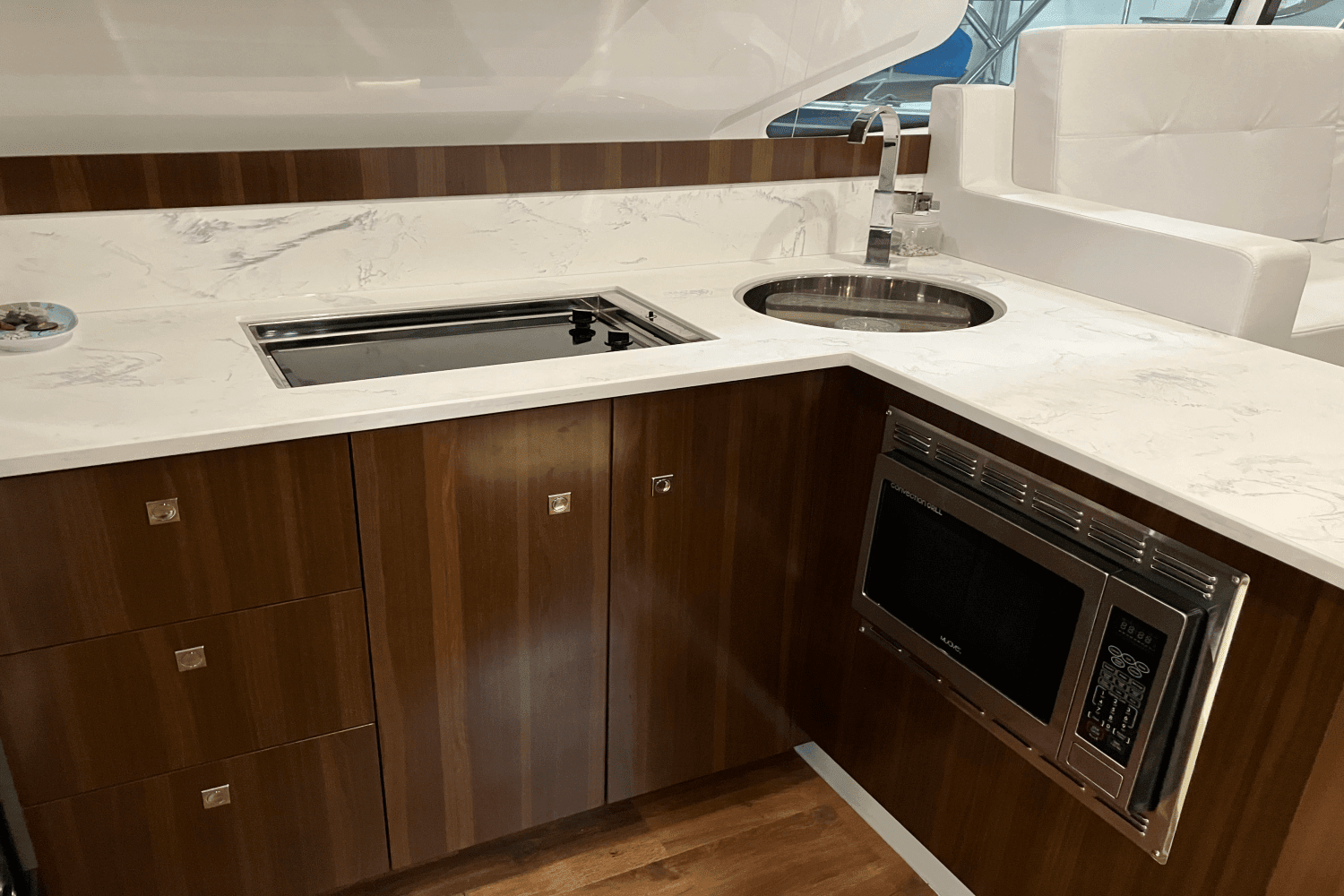 2022 Cruisers Yachts 46 CANTIUS Image Thumbnail #29