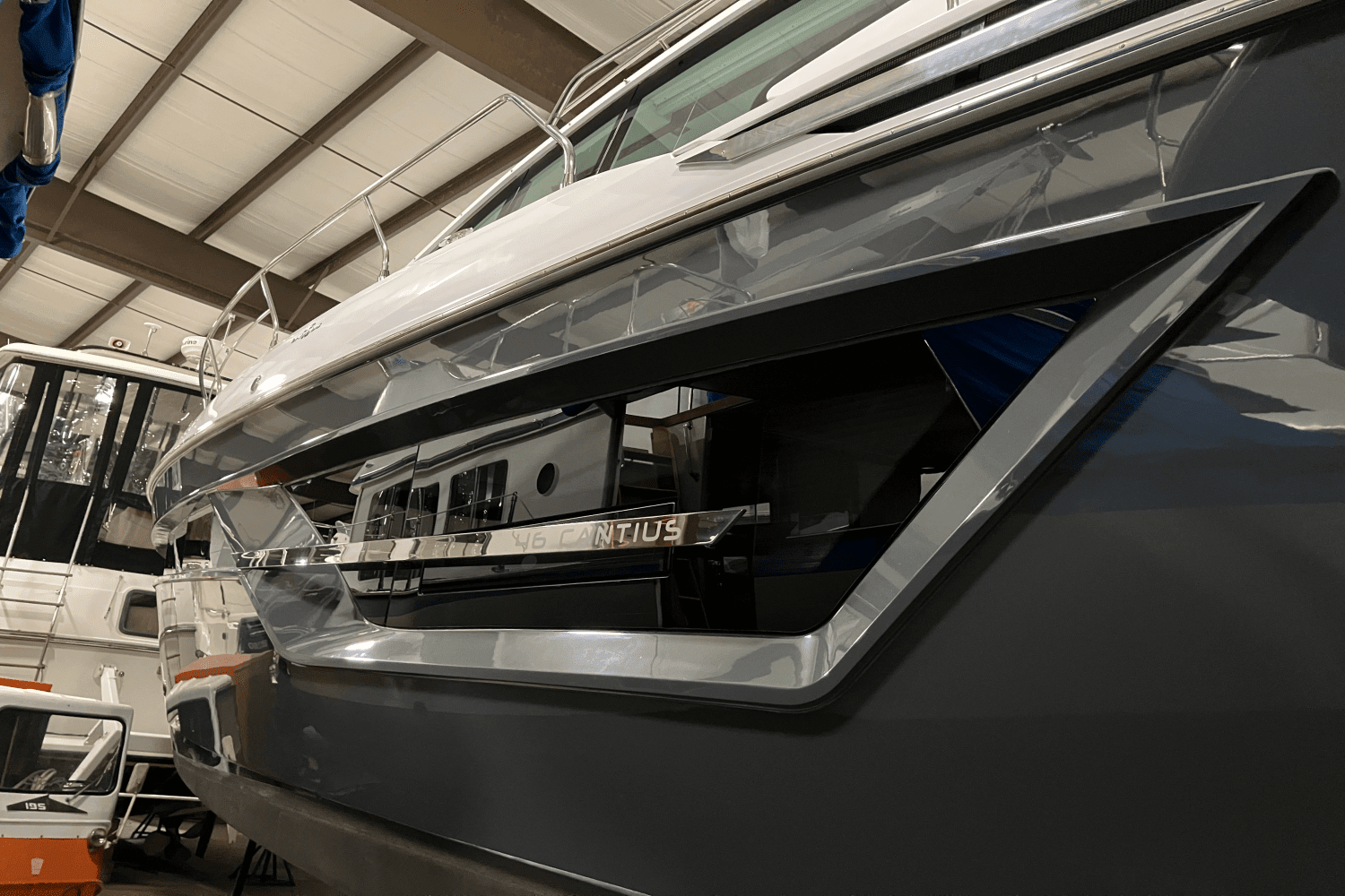 2022 Cruisers Yachts 46 CANTIUS Image Thumbnail #5