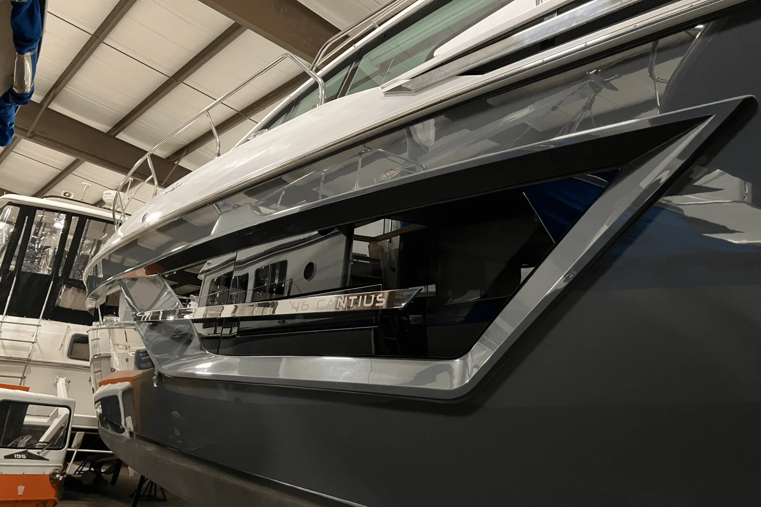 2022 Cruisers Yachts 46 CANTIUS Image Thumbnail #5