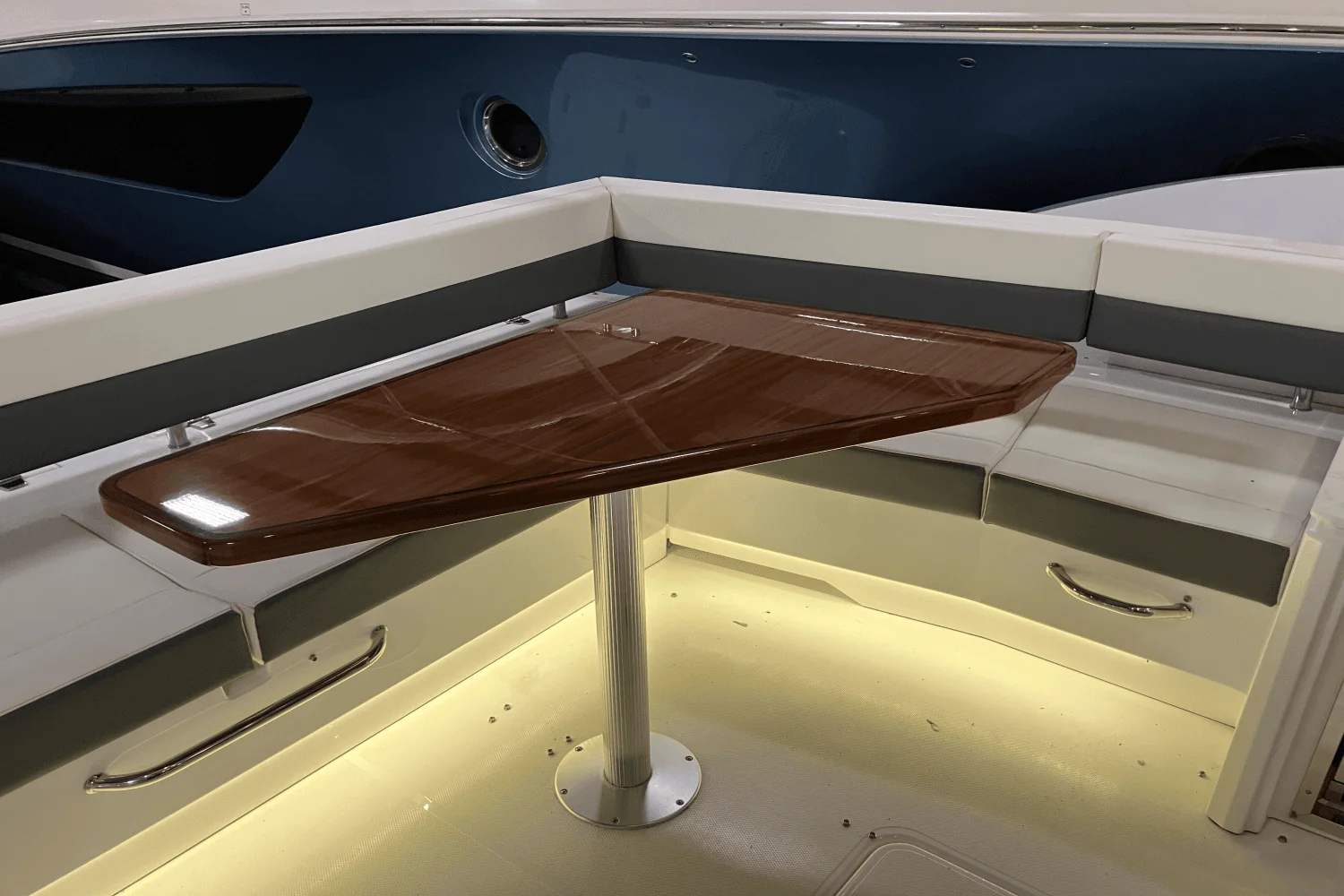 2022 Cruisers Yachts 46 CANTIUS Image Thumbnail #20