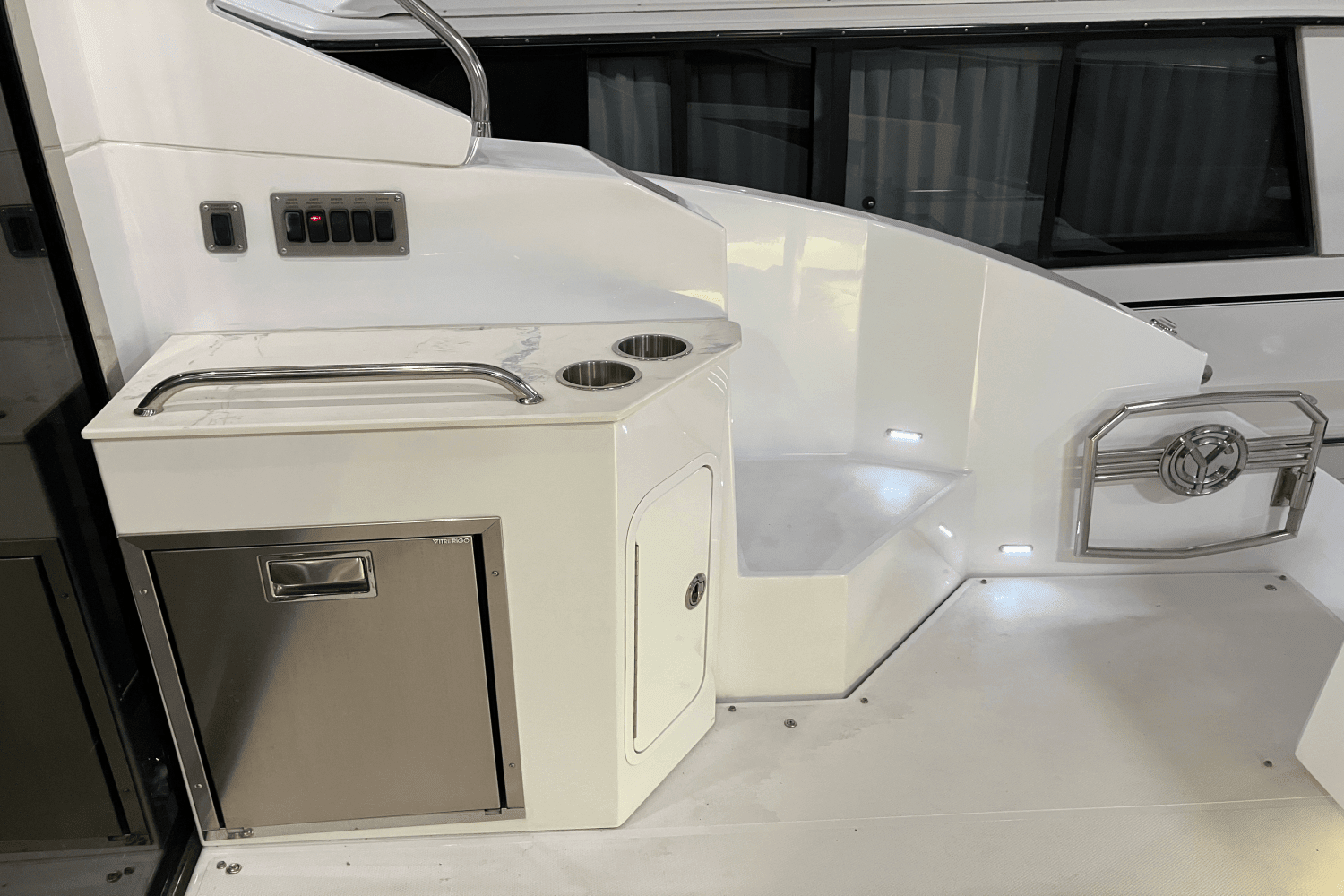 2022 Cruisers Yachts 46 CANTIUS Image Thumbnail #12