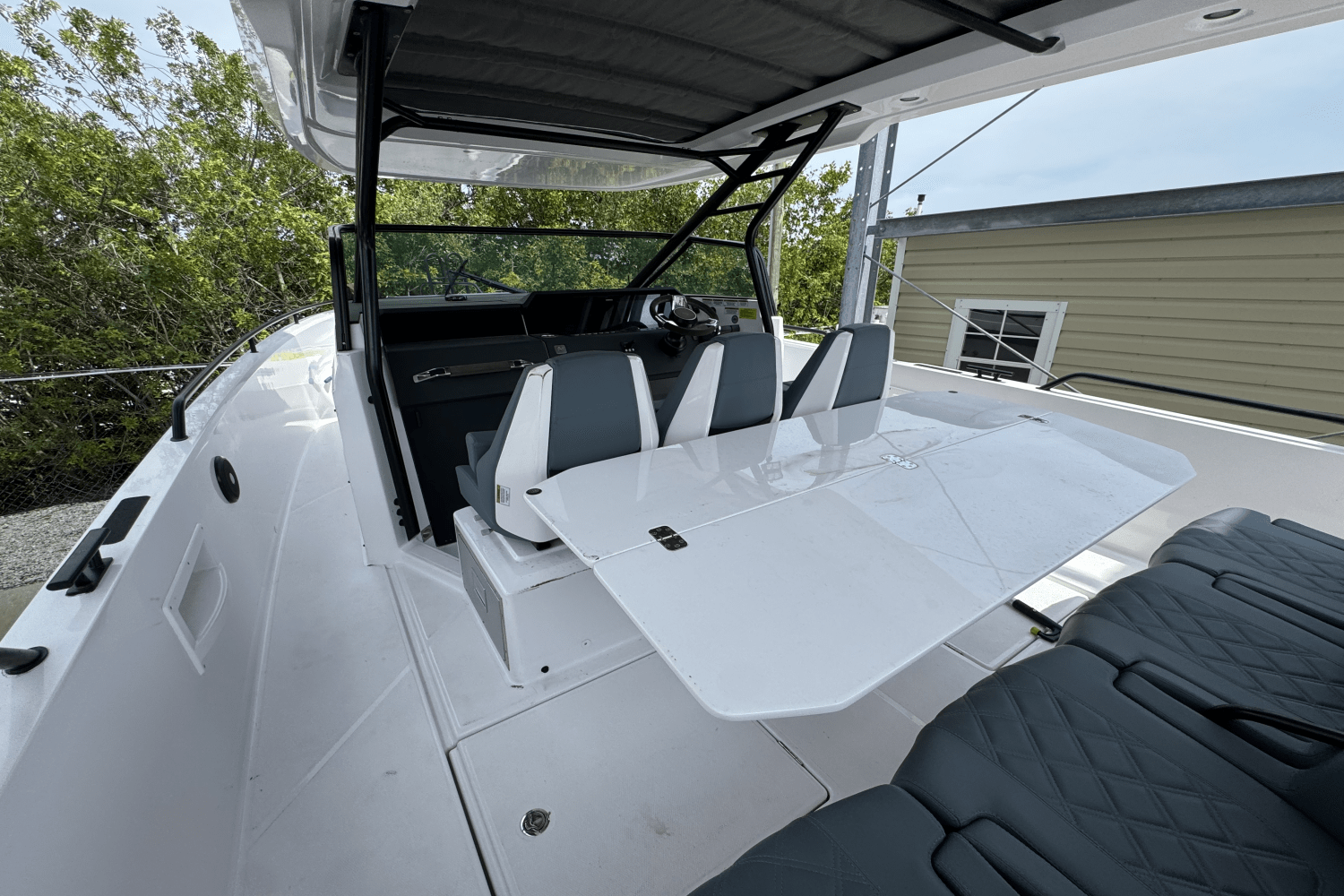 2022 Axopar 370 SUN TOP REVOLUTION Image Thumbnail #13