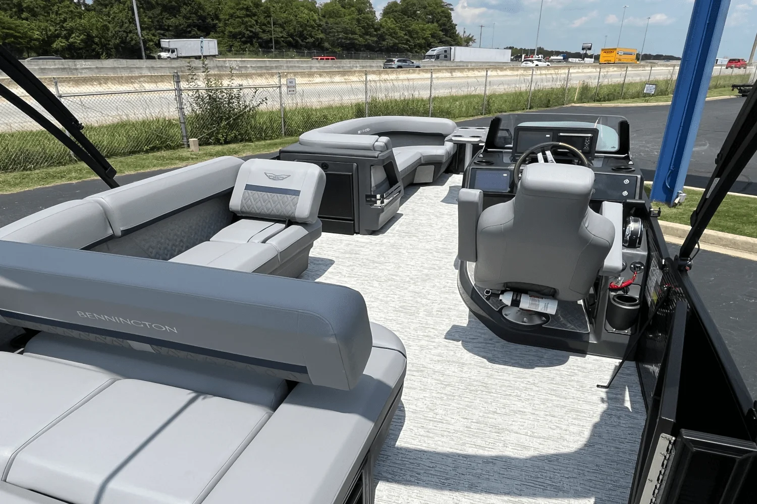 2025 Bennington 24MSB Image Thumbnail #17