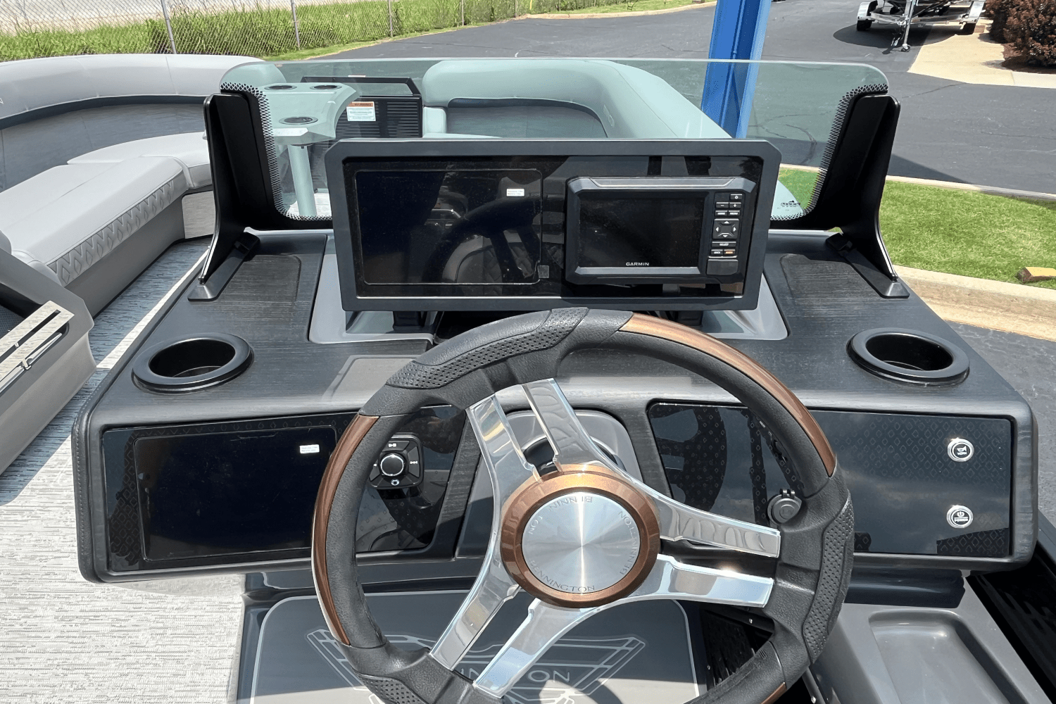 2025 Bennington 24MSB Image Thumbnail #11