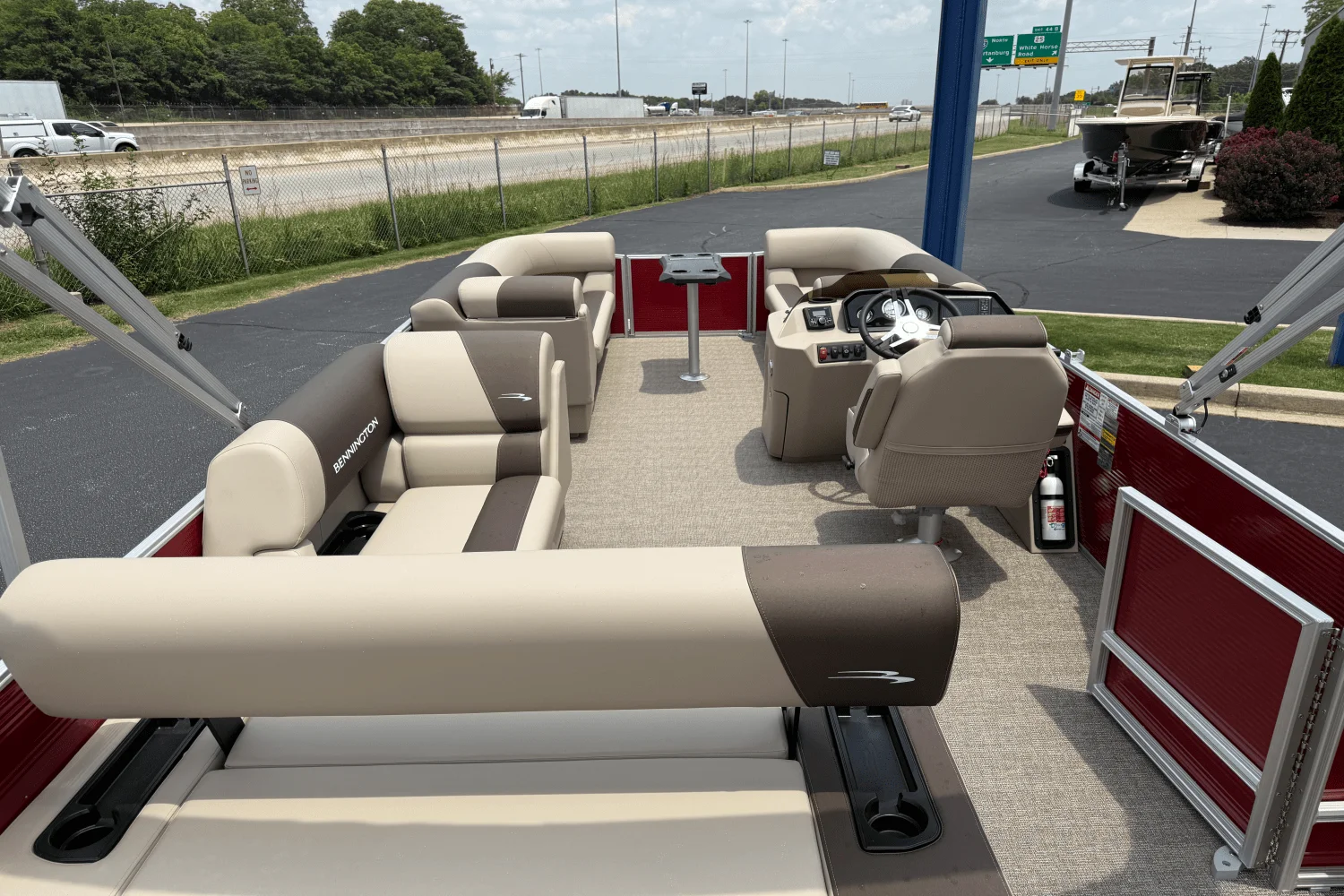 2026 Bennington 23SSB Image Thumbnail #14
