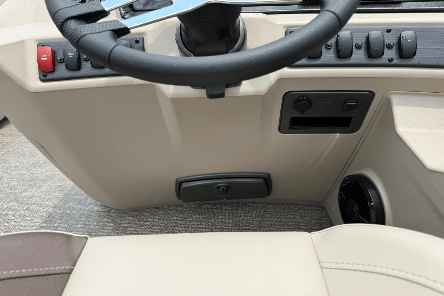 2026 Bennington 23SSB Image Thumbnail #10