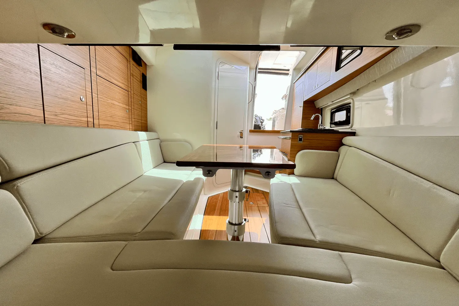 2022 Boston Whaler 380 REALM Image Thumbnail #24
