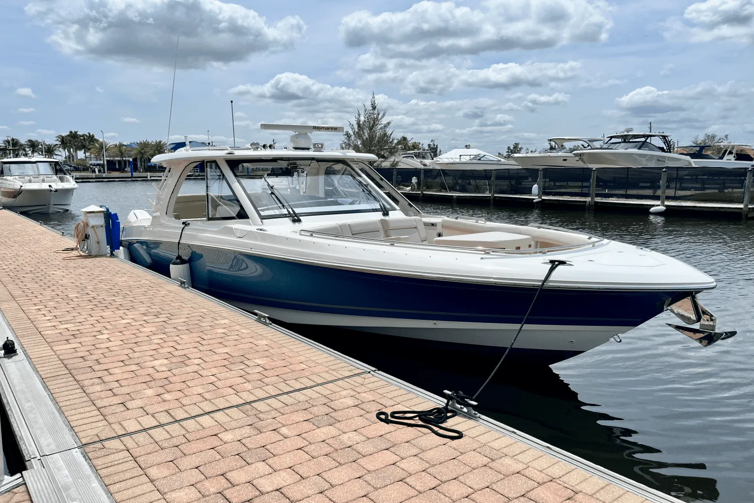 2022 Boston Whaler 380 REALM Image Thumbnail #1