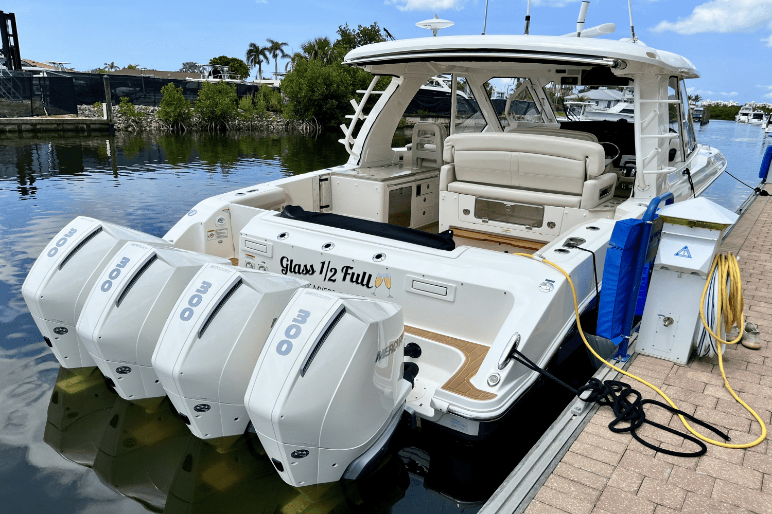 2022 Boston Whaler 380 REALM Image Thumbnail #2