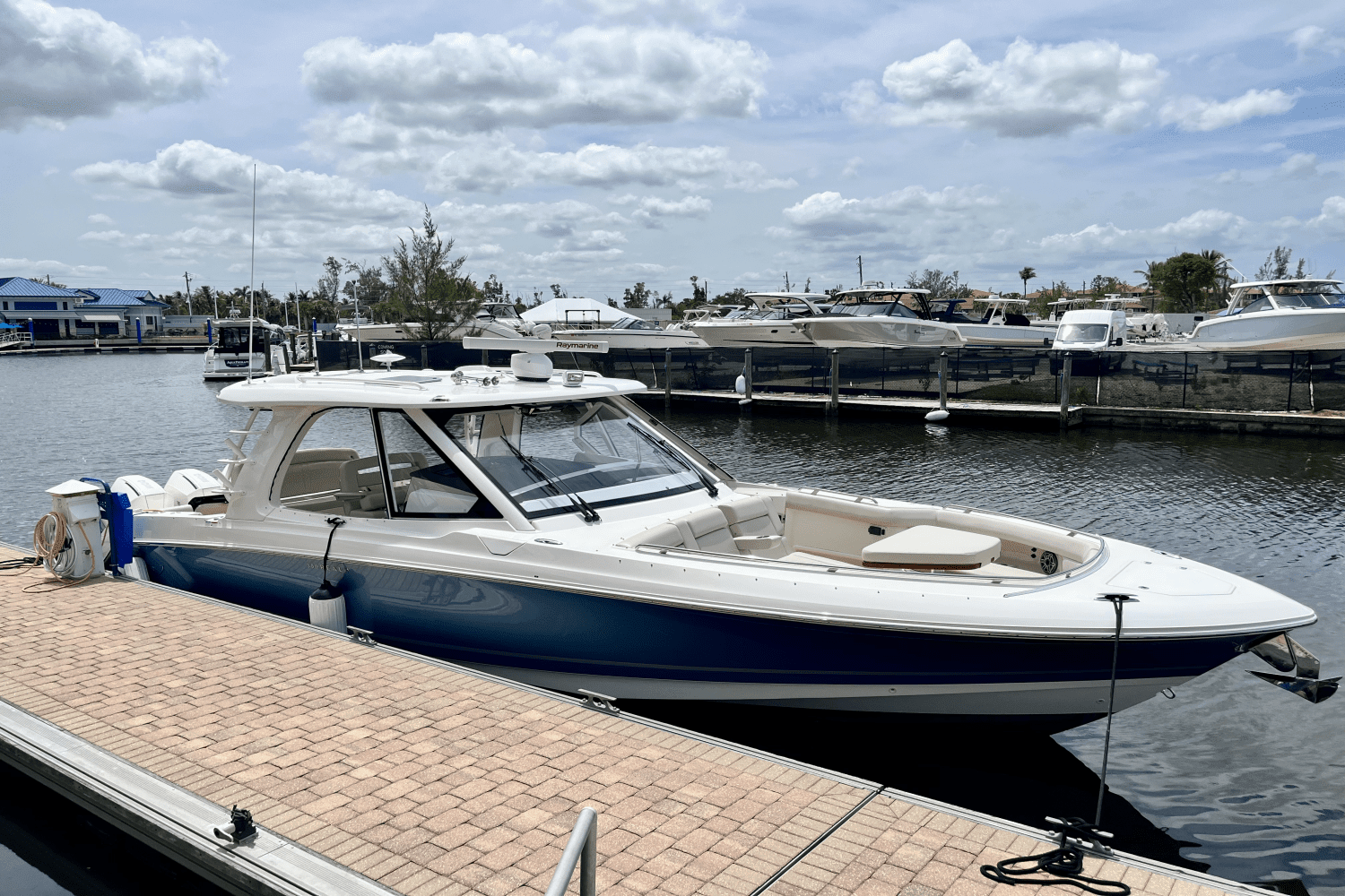2022 Boston Whaler 380 REALM Image Thumbnail #1