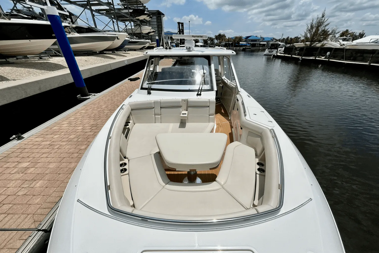 2022 Boston Whaler 380 REALM Image Thumbnail #20