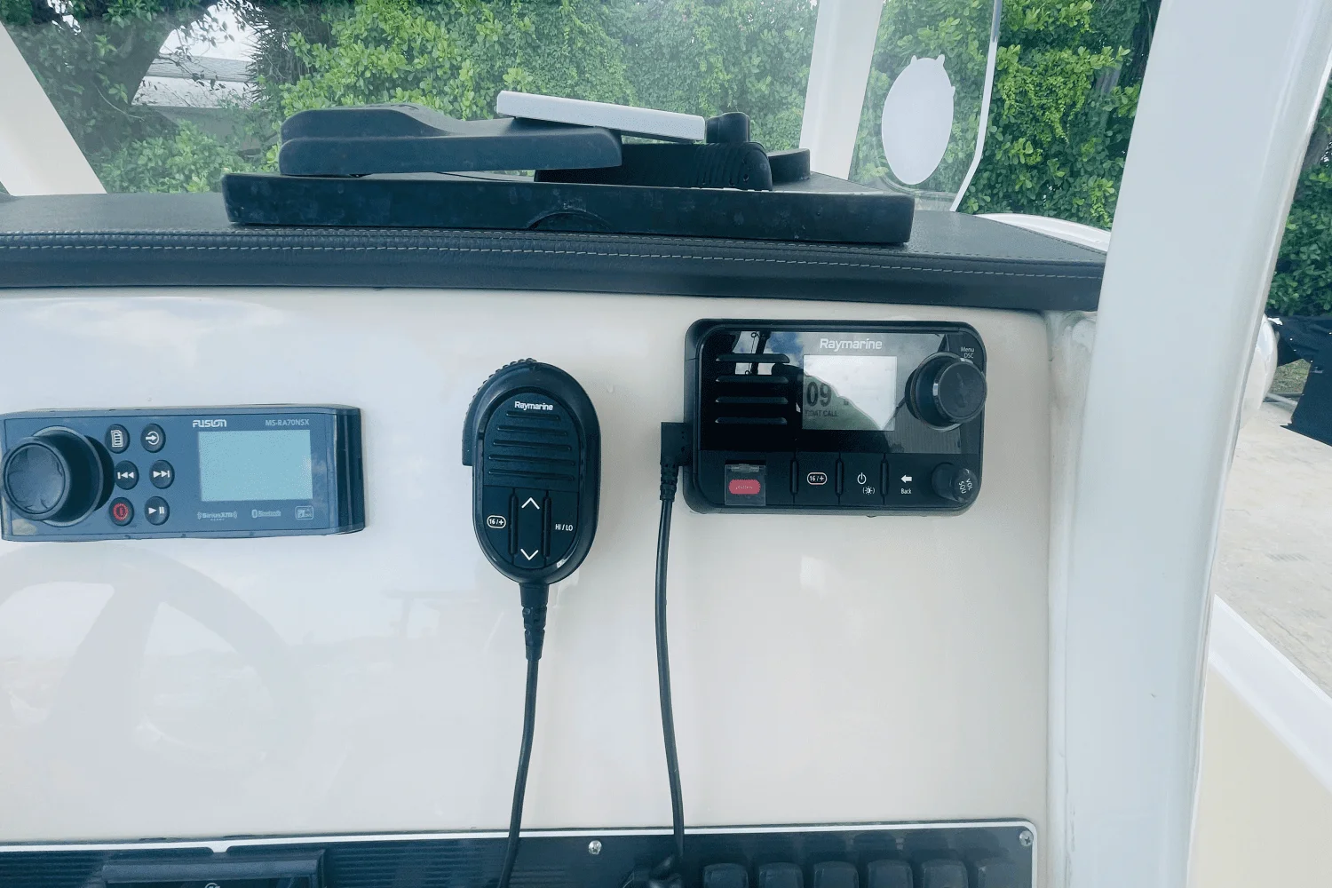 2022 Boston Whaler 270 DAUNTLESS Image Thumbnail #14