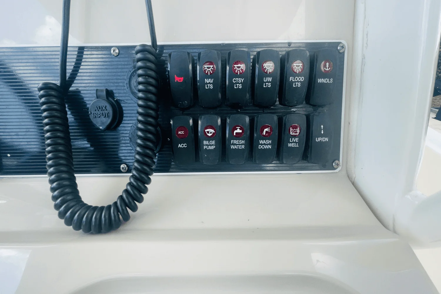 2022 Boston Whaler 270 DAUNTLESS Image Thumbnail #15