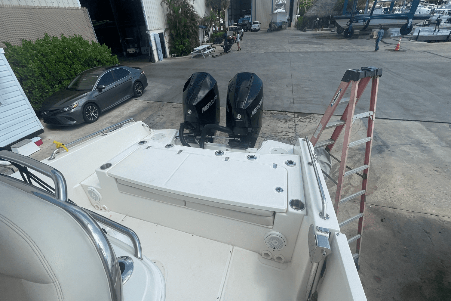 2022 Boston Whaler 270 DAUNTLESS Image Thumbnail #34