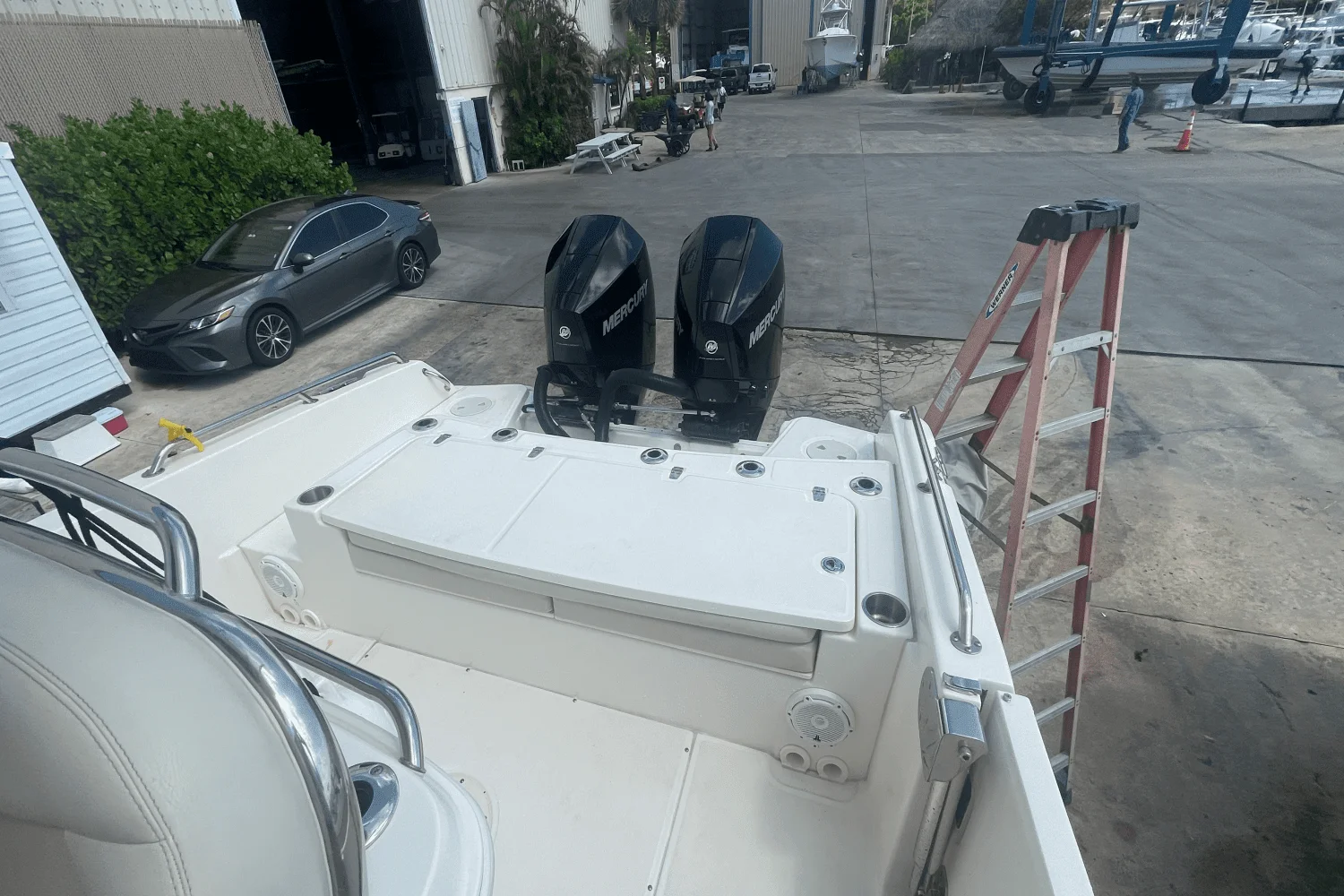 2022 Boston Whaler 270 DAUNTLESS Image Thumbnail #34