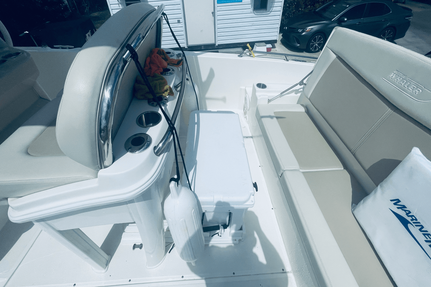 2022 Boston Whaler 270 DAUNTLESS Image Thumbnail #22