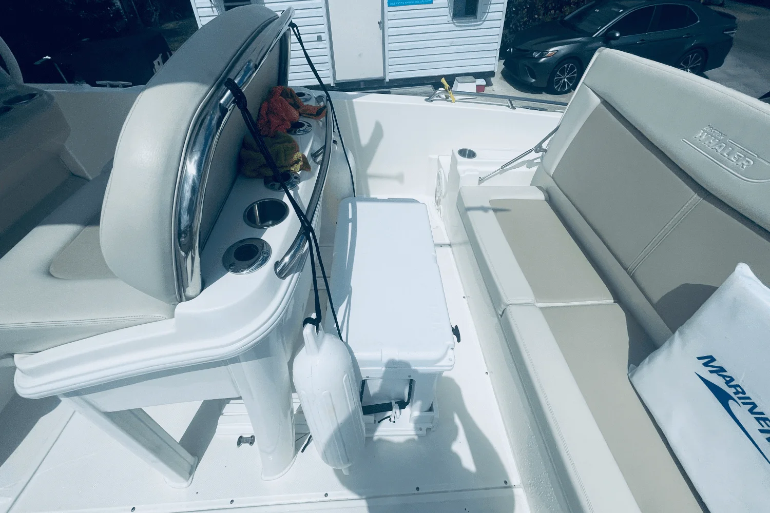 2022 Boston Whaler 270 DAUNTLESS Image Thumbnail #22