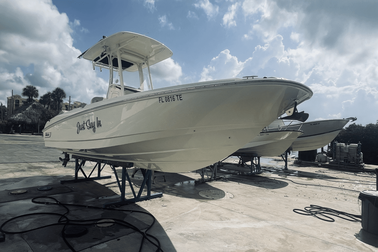 2022 Boston Whaler 270 DAUNTLESS Image Thumbnail #1