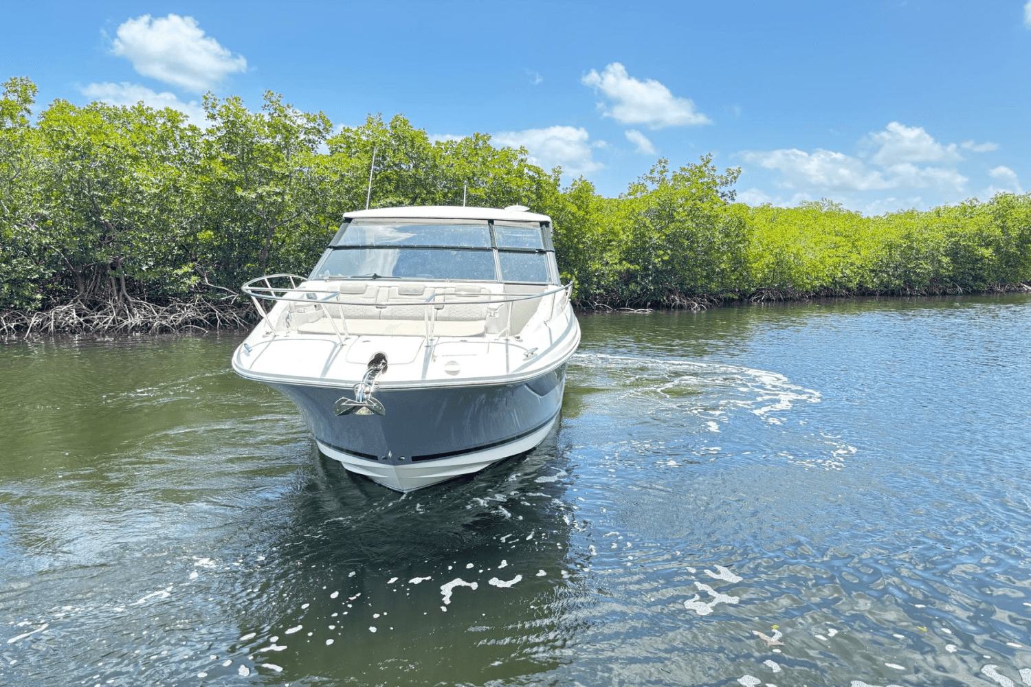 2021 Sea Ray 320 SUNDANCER OB Image Thumbnail #5