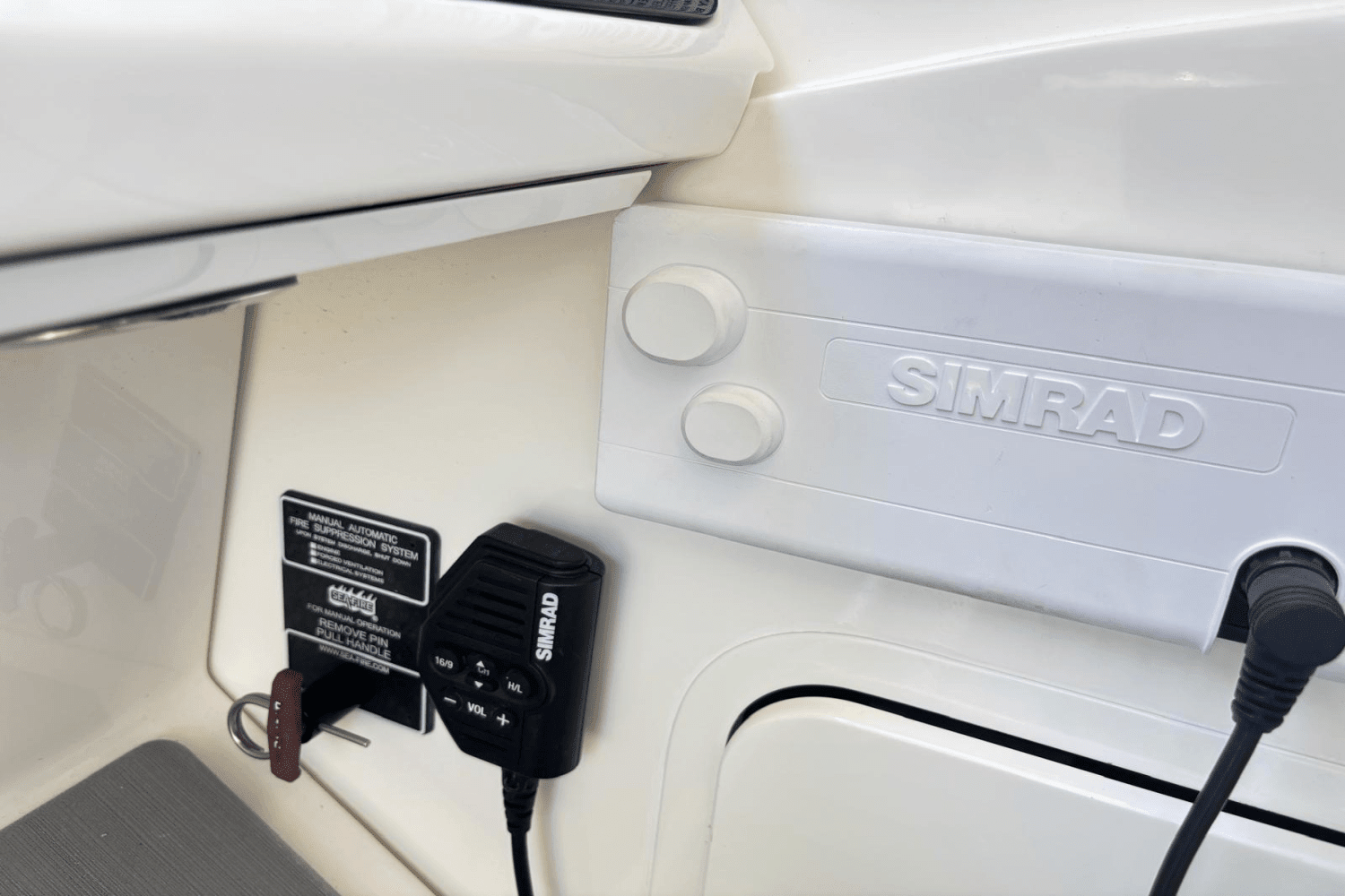 2021 Sea Ray 320 SUNDANCER OB Image Thumbnail #37