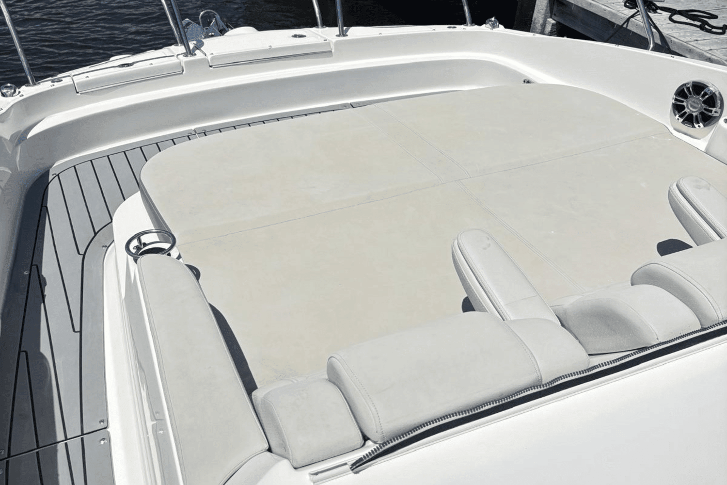 2021 Sea Ray 320 SUNDANCER OB Image Thumbnail #38