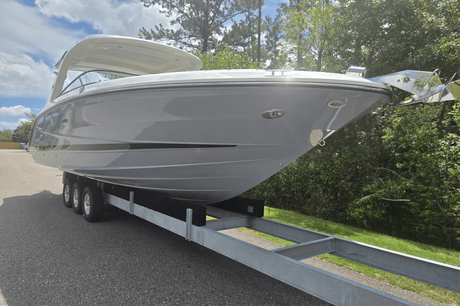 2026 Sea Ray SLX 310 Ouboard Image Thumbnail #31