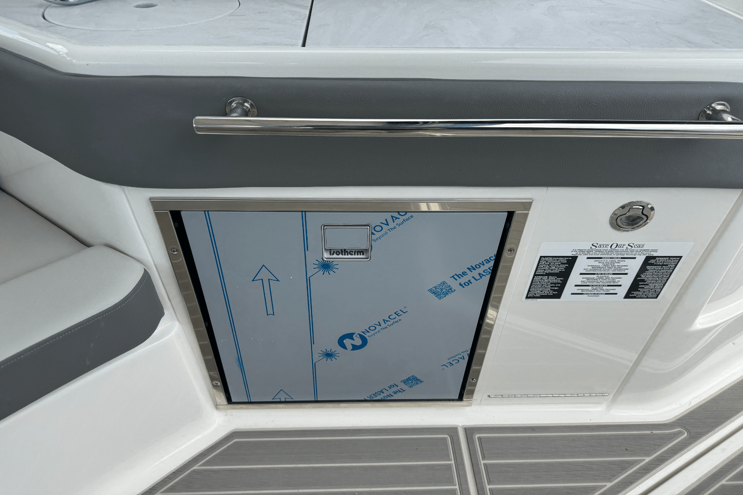 2025 Sea Ray Sundancer 320 Outboard Image Thumbnail #29