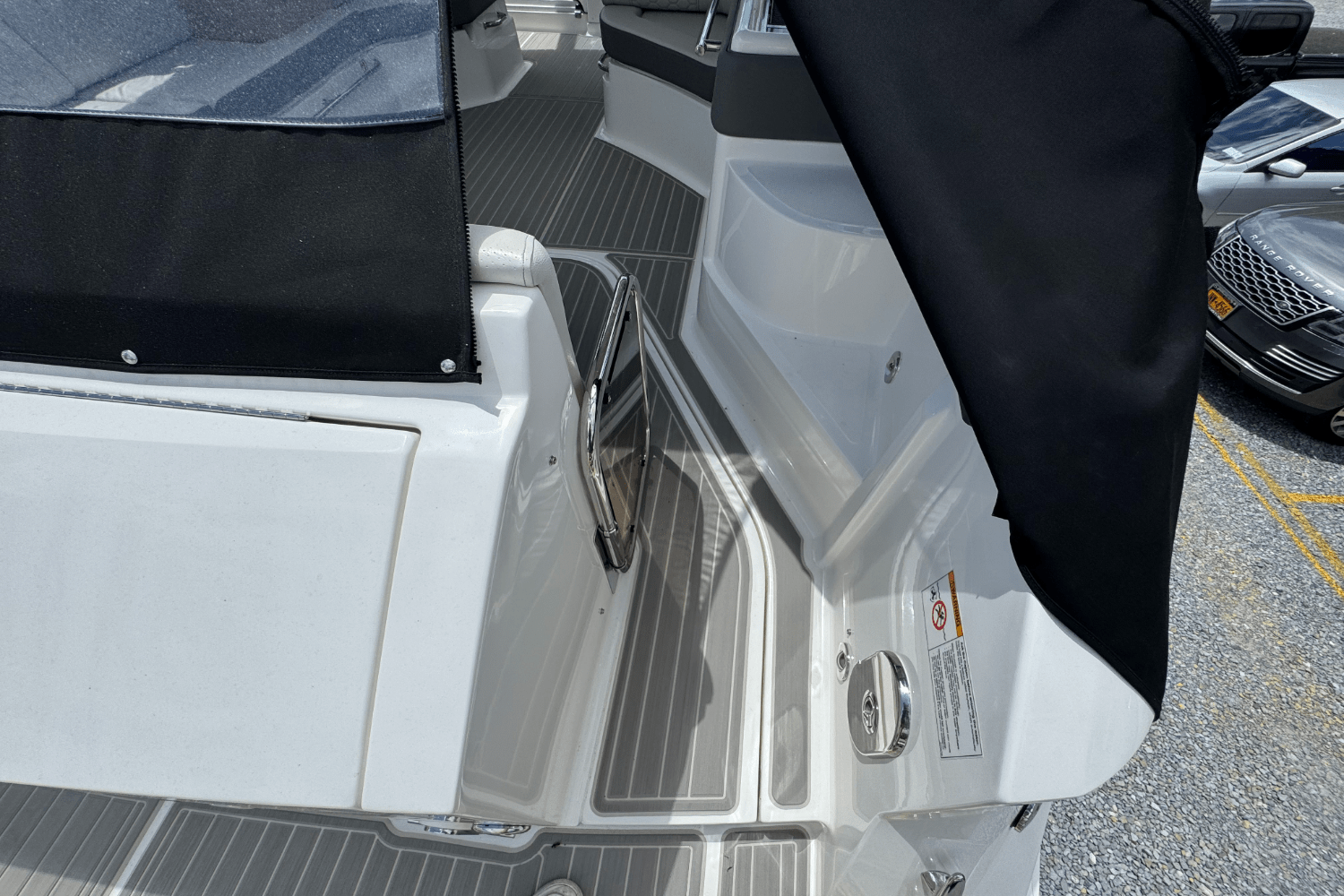 2025 Sea Ray Sundancer 320 Outboard Image Thumbnail #15