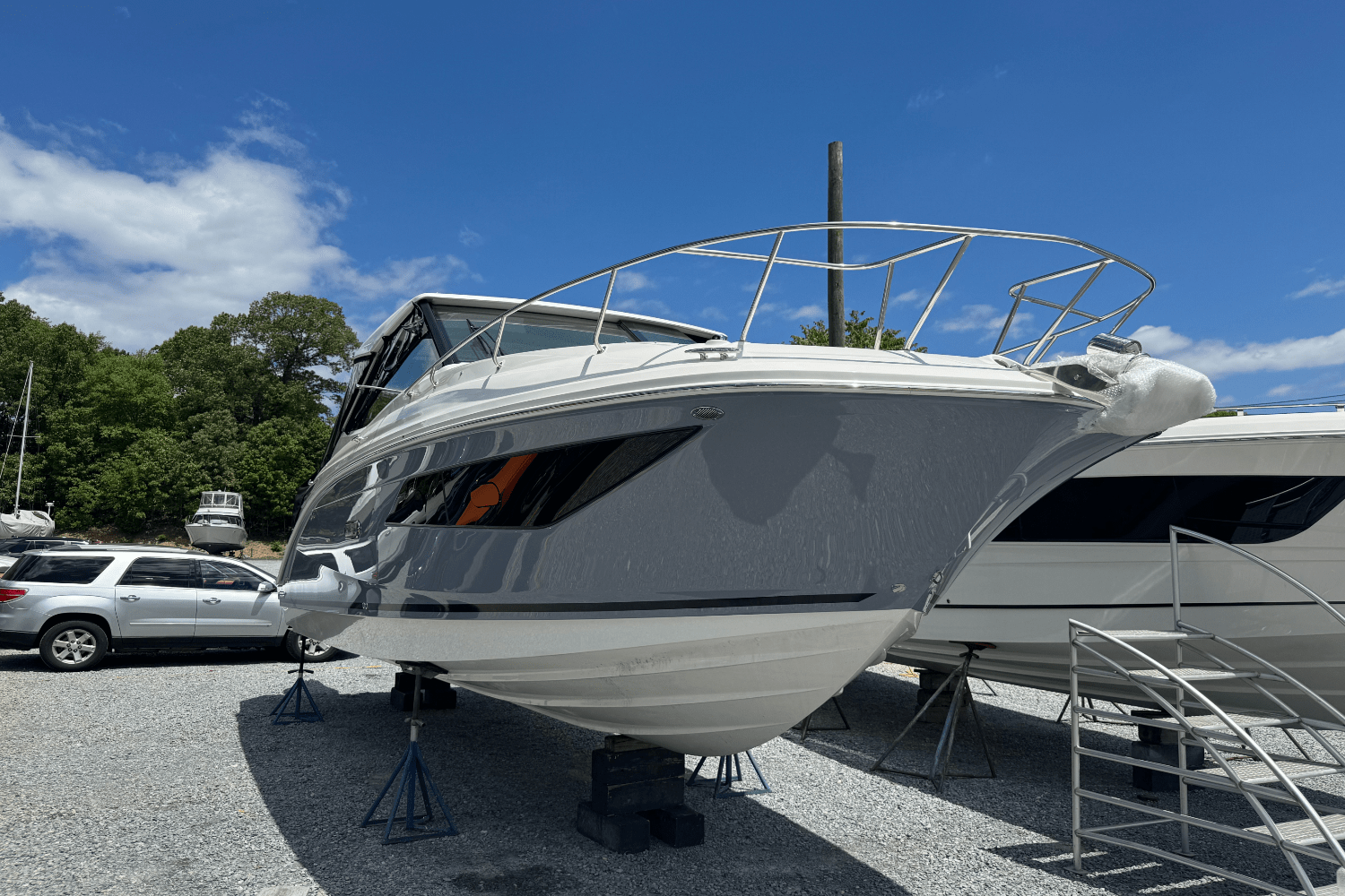 2025 Sea Ray Sundancer 320 Outboard Image Thumbnail #4