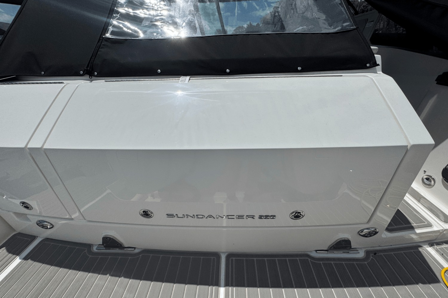 2025 Sea Ray Sundancer 320 Outboard Image Thumbnail #10