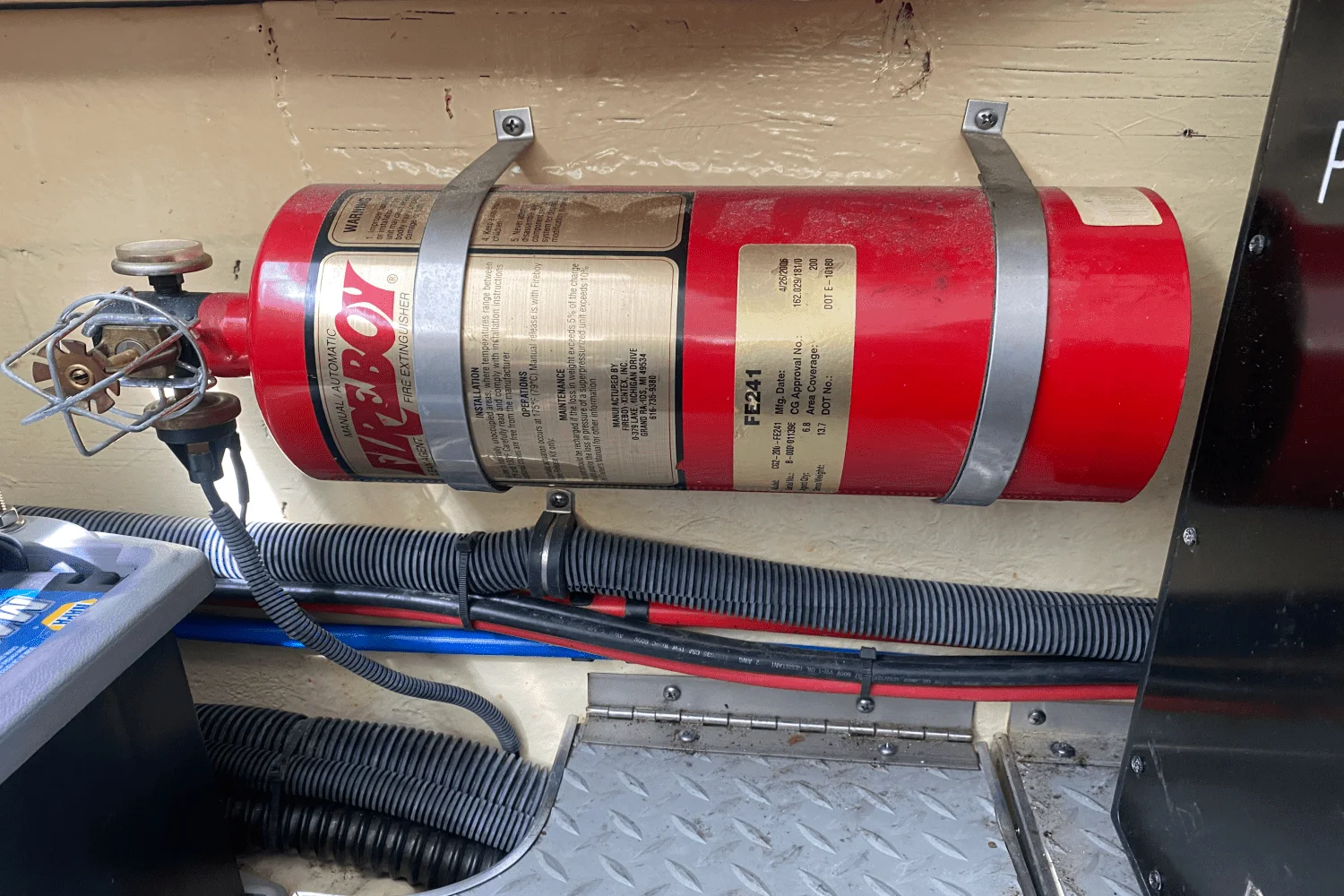 2006 Formula 330 SS Image Thumbnail #64