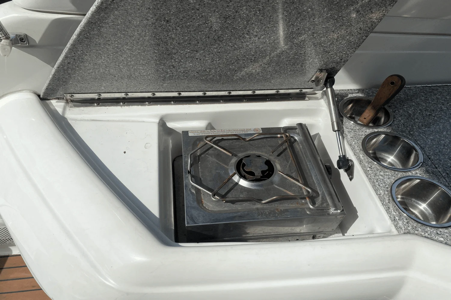 2006 Formula 330 SS Image Thumbnail #20