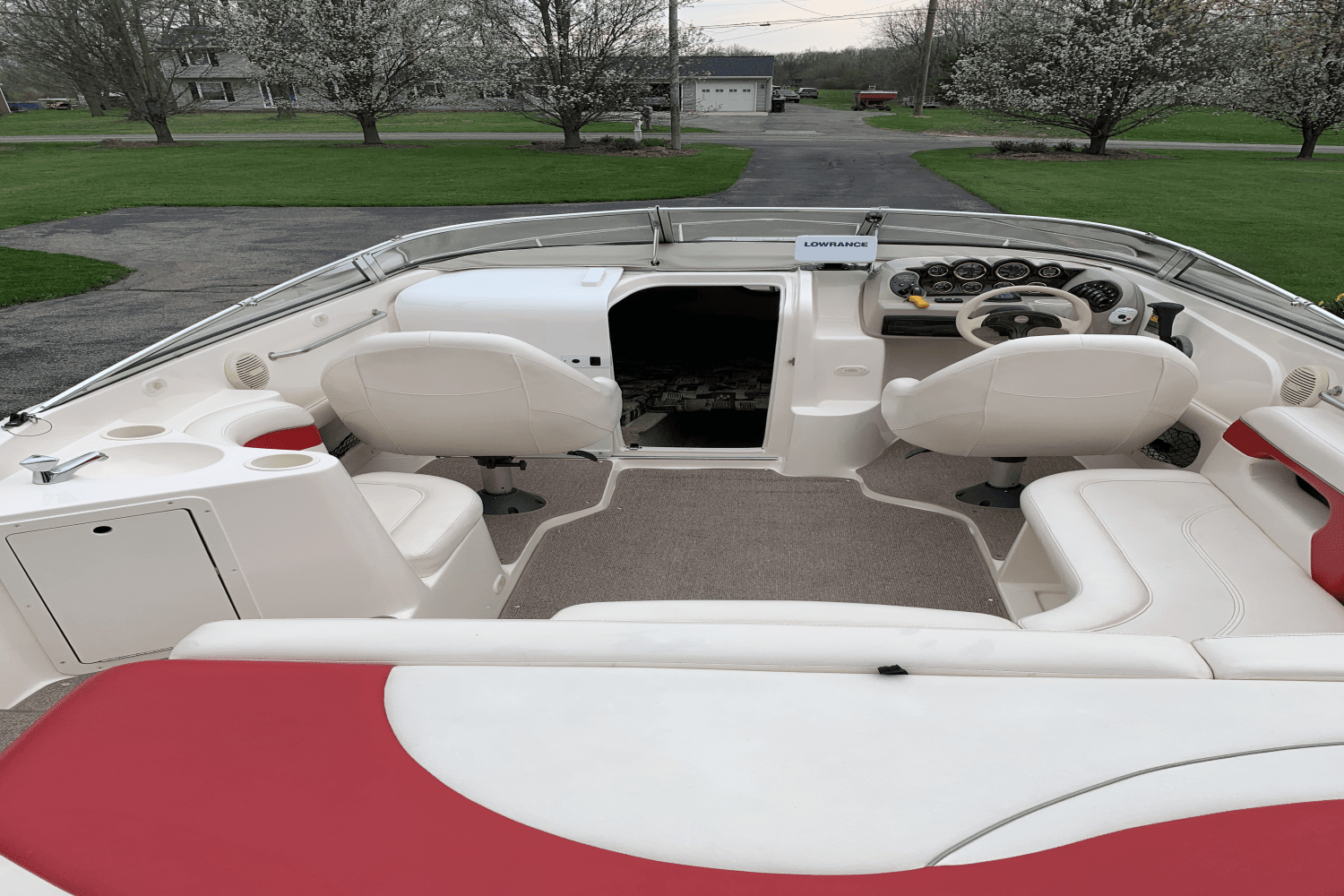 2002 Rinker 232 CAPTIVA Image Thumbnail #11