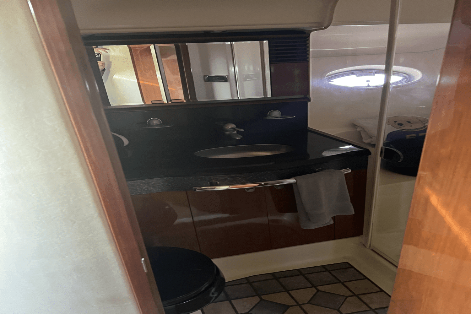 2003 Sea Ray 50 SUNDANCER Image Thumbnail #42