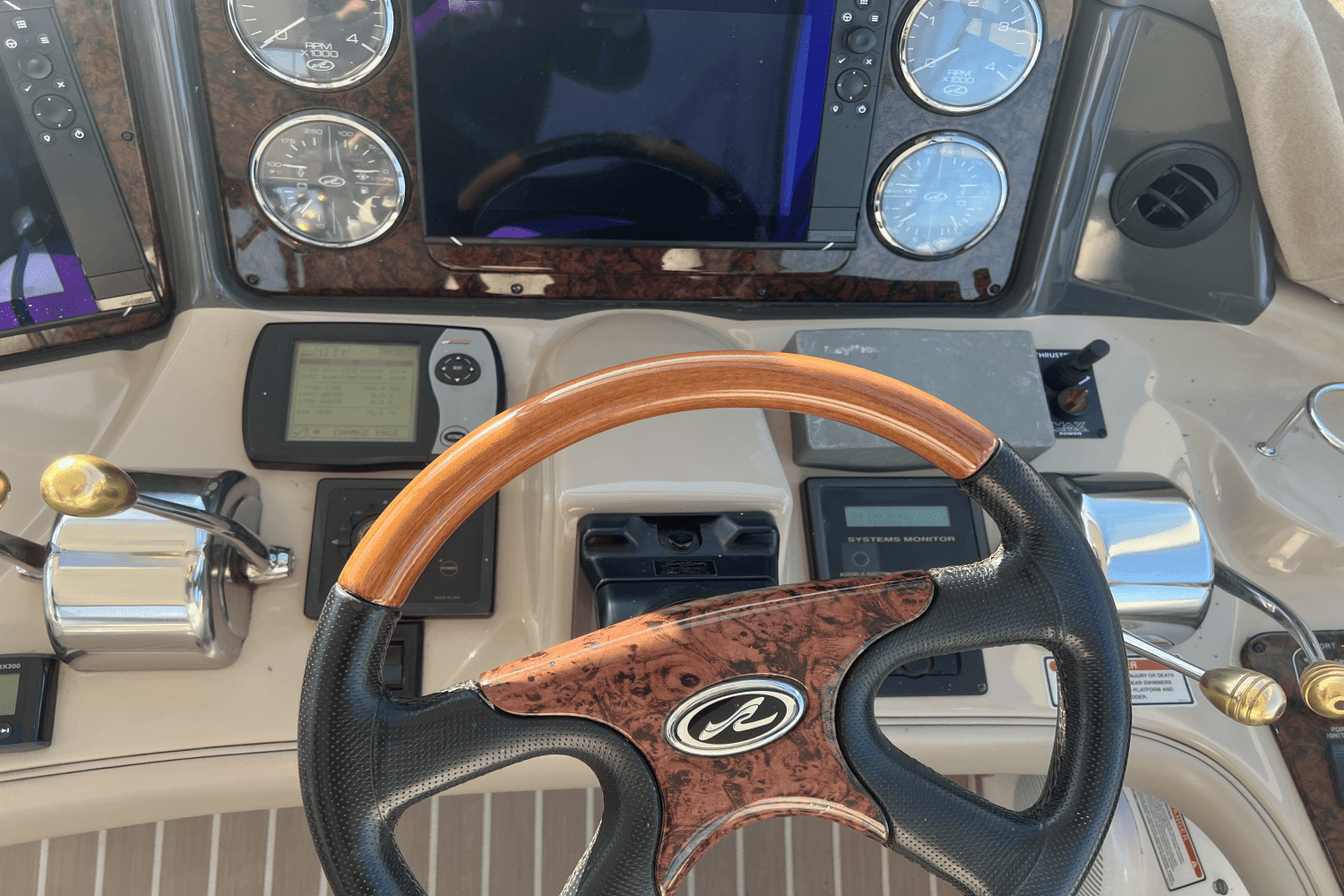 2003 Sea Ray 50 SUNDANCER Image Thumbnail #15