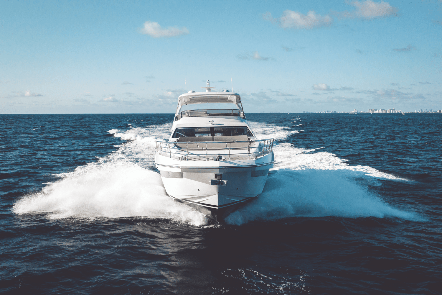 2023 Azimut 72 FLYBRIDGE Image Thumbnail #2