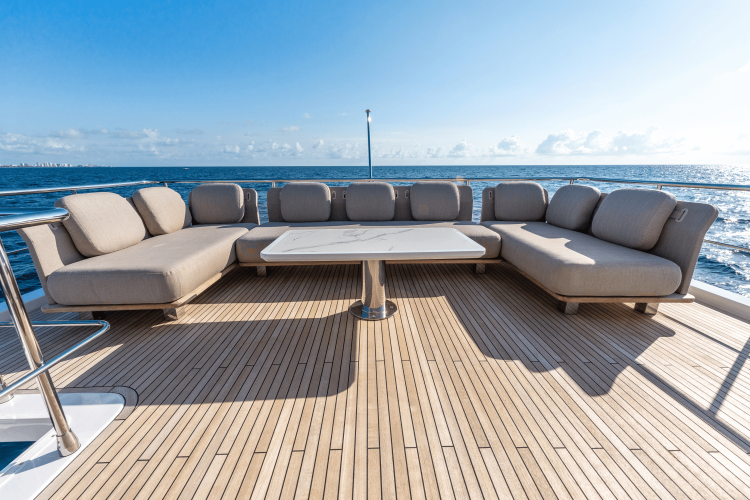 2023 Azimut 72 FLYBRIDGE Image Thumbnail #15