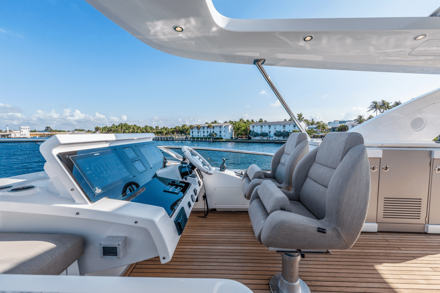 2023 Azimut 72 FLYBRIDGE Image Thumbnail #22