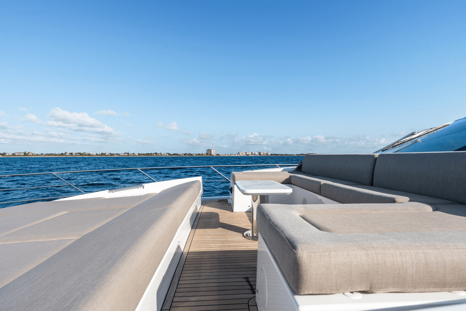 2023 Azimut 72 FLYBRIDGE Image Thumbnail #11