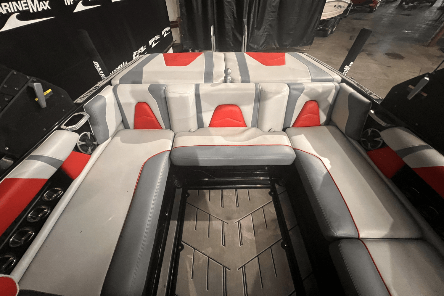 2019 Malibu 210 VLX Image Thumbnail #12