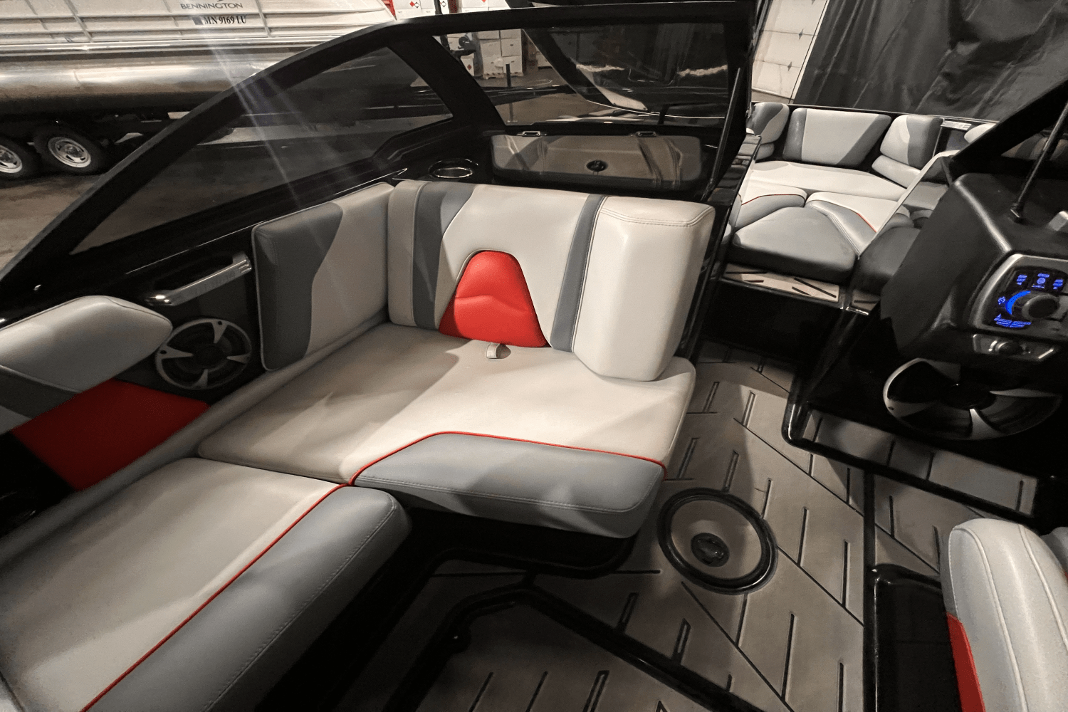 2019 Malibu 210 VLX Image Thumbnail #14