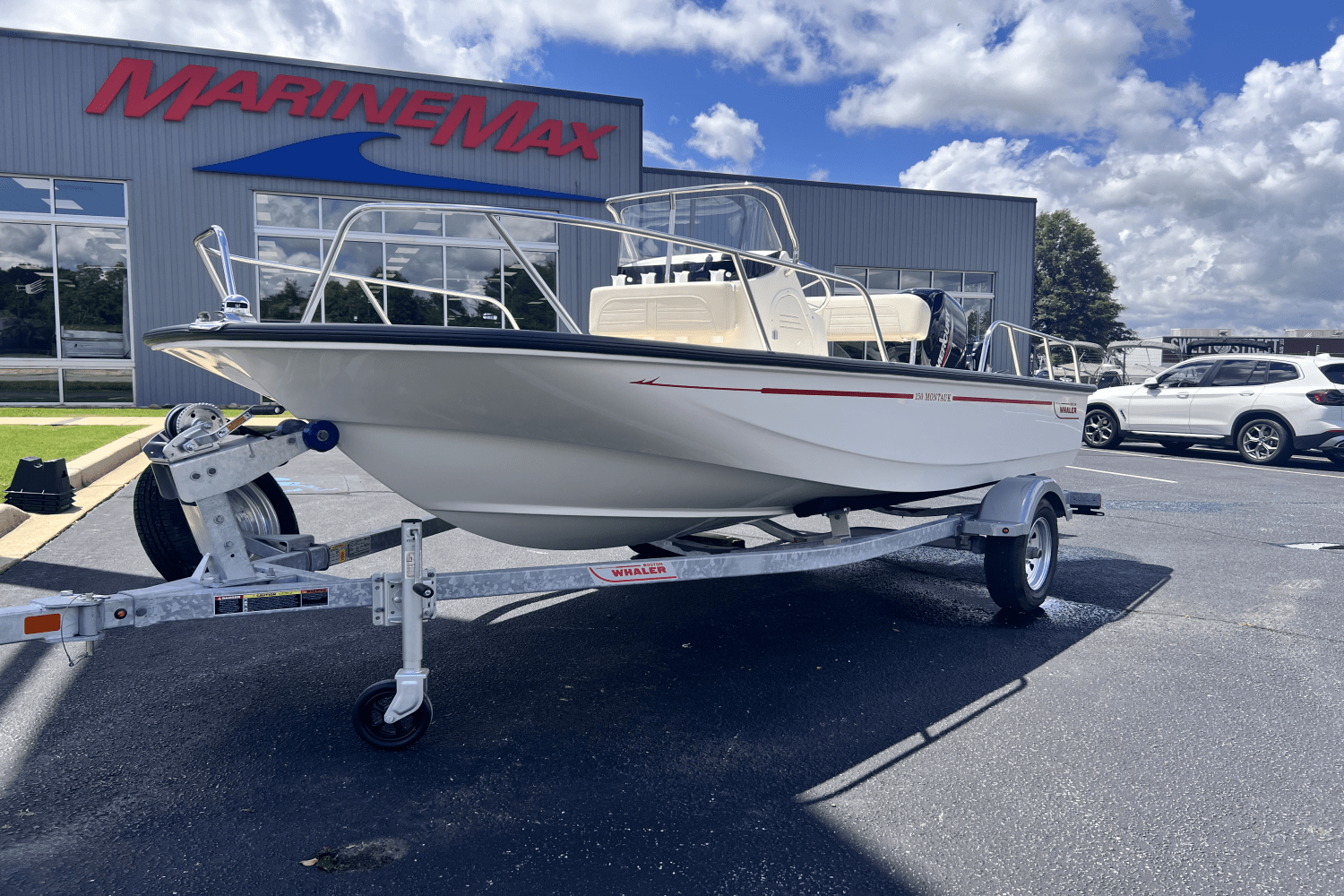 2025 Boston Whaler 150 Montauk Image Thumbnail #9
