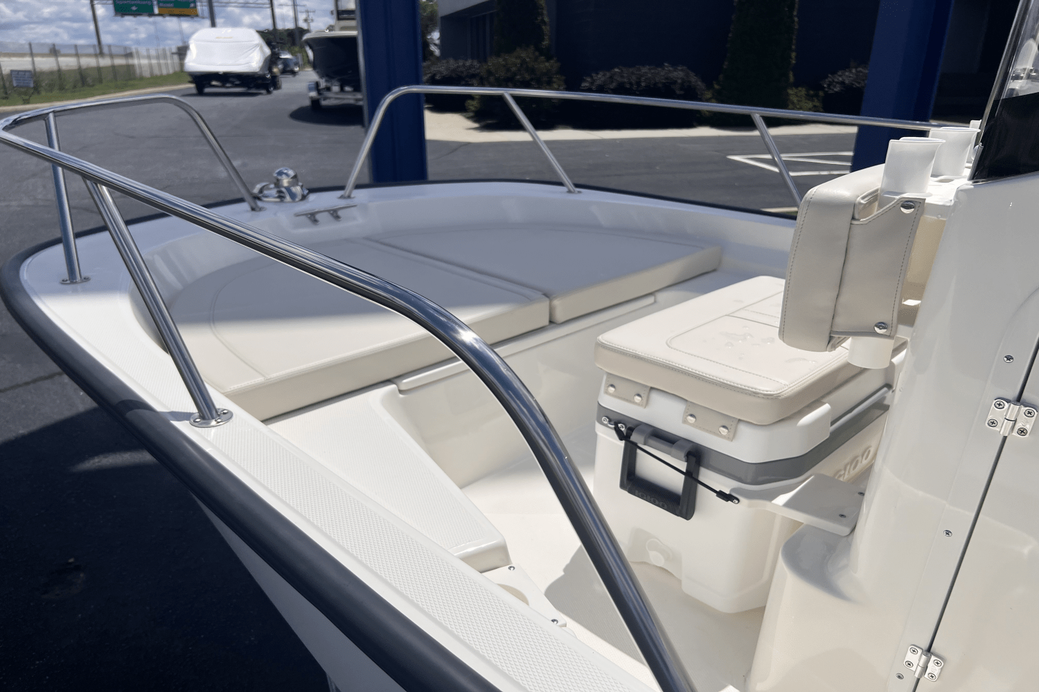 2025 Boston Whaler 150 Montauk Image Thumbnail #3