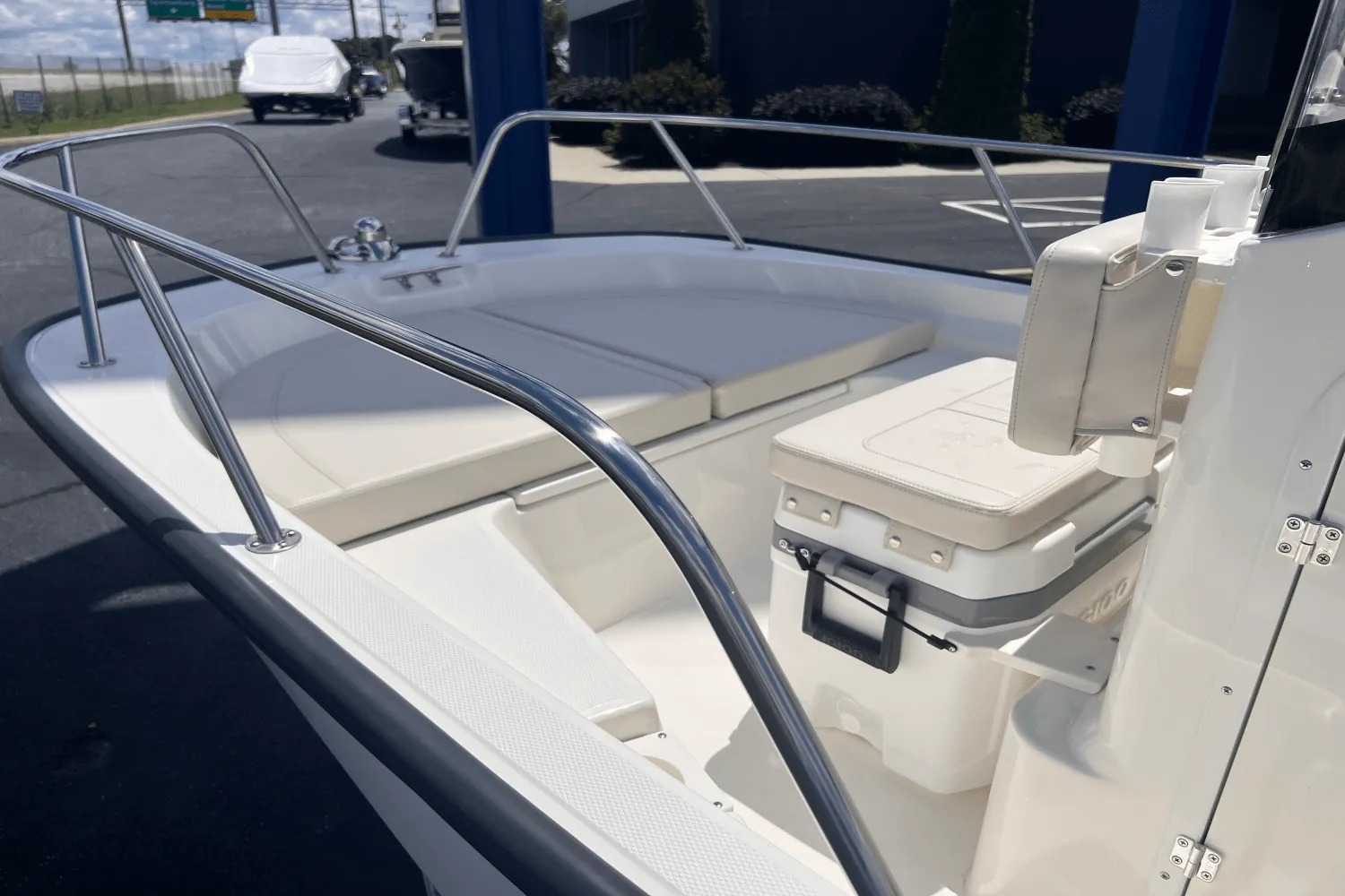 2025 Boston Whaler 150 Montauk Image Thumbnail #3