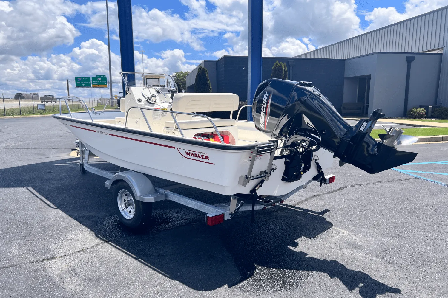2025 Boston Whaler 150 Montauk Image Thumbnail #8