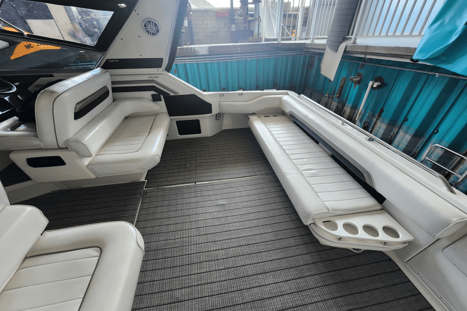1993 Sea Ray 400 EXPRESS Image Thumbnail #12