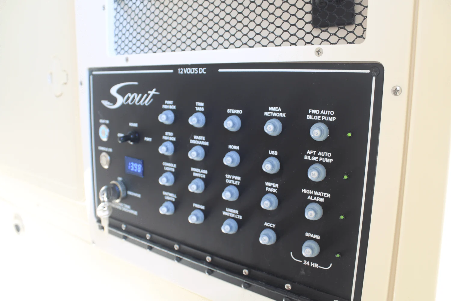 2026 Scout 305 LXF Image Thumbnail #38