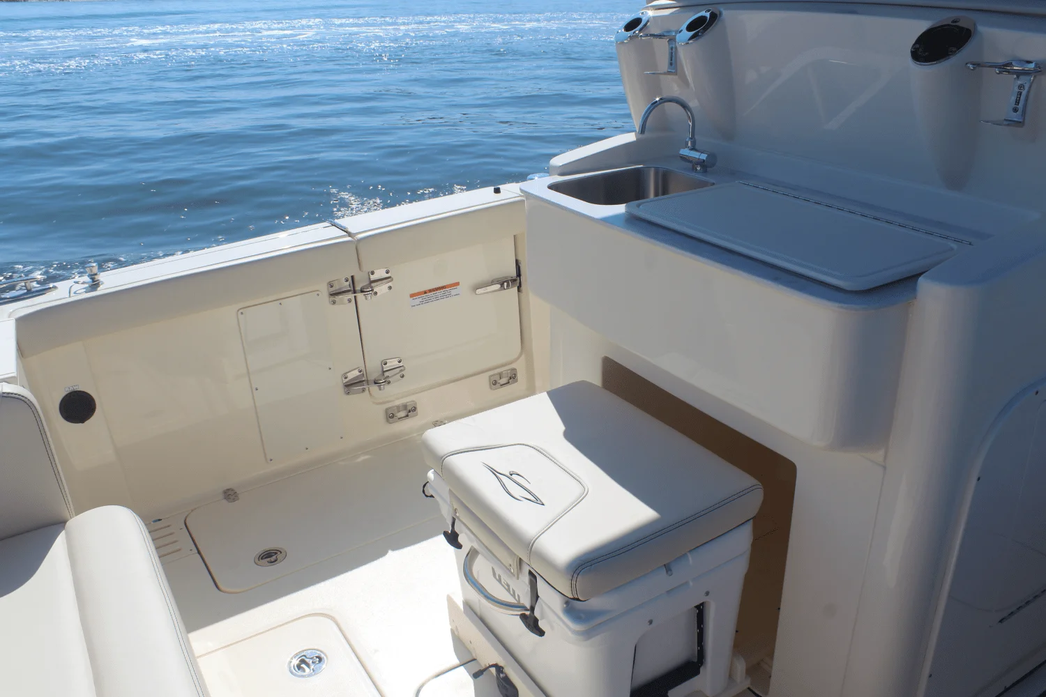 2026 Scout 305 LXF Image Thumbnail #24