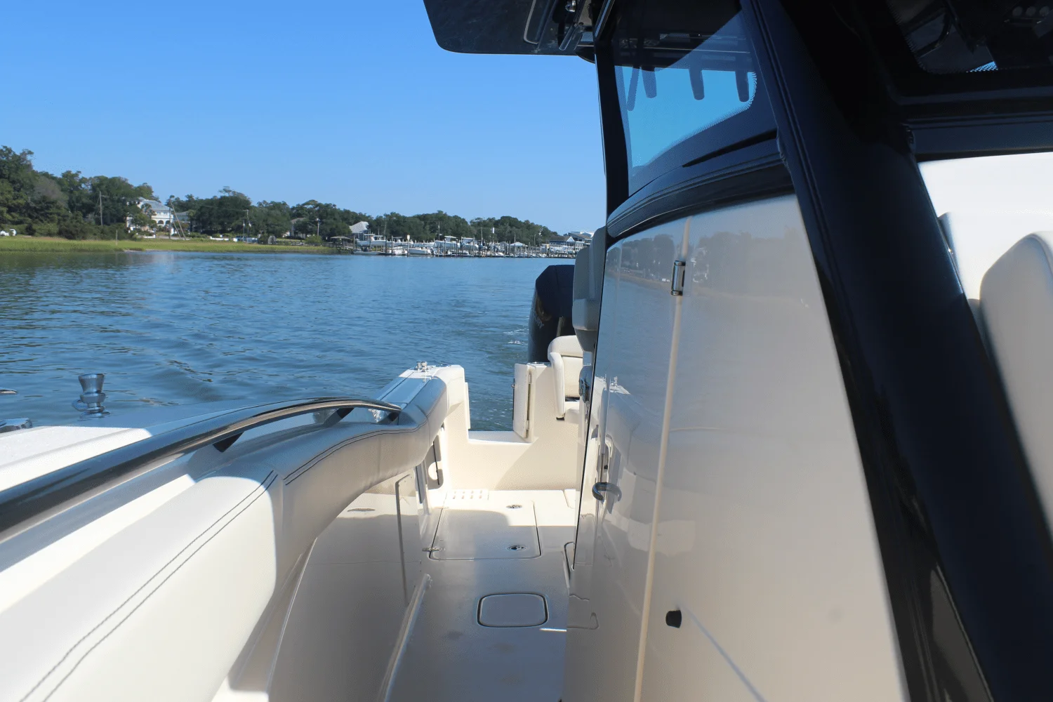 2026 Scout 305 LXF Image Thumbnail #27